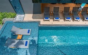 เมเว่น สไตลิช โฮเต็ล หัวหิน